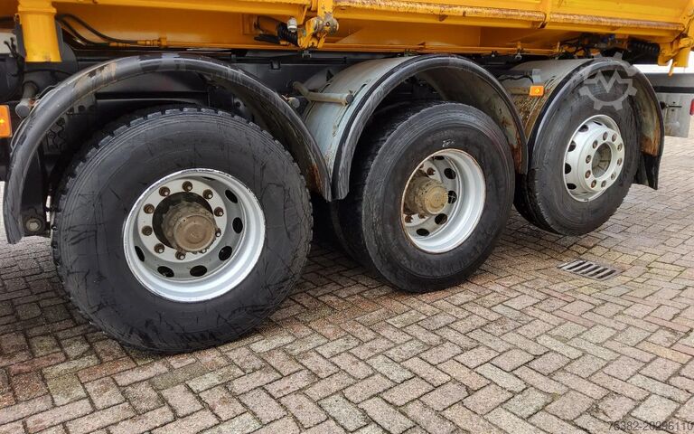 Kipper met kraan Renault C430 P8x4*4 TRIDEM + HMF KRAAN 1820K3 - REMOTE ...