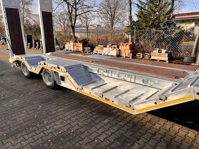 Dieplader oplegger Möslein T 4 VB H1 R  neuer 4 Achs Tieflader + Radmulden