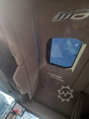 LKW-Fahrgestell DAF XG+530 FAN Kamera Waage Alcoa Intarder