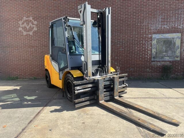 Carretilla elevadora diésel Jungheinrich DFG 545s