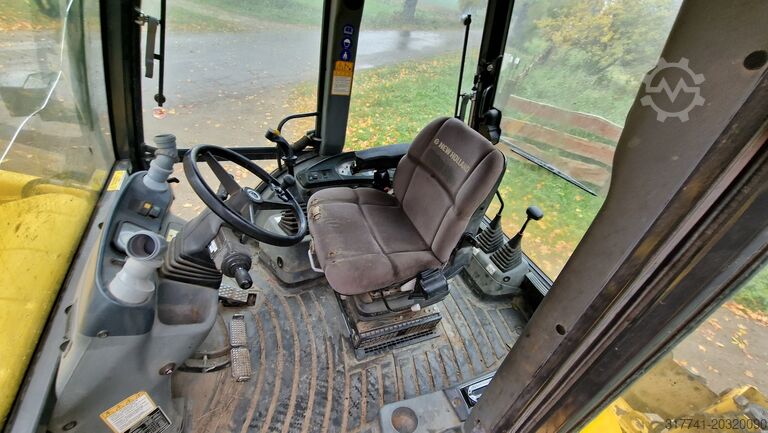 Graaflaadmachine New Holland B115