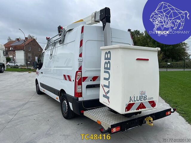 Renault Master 130.35 L2H2 met hoogwerker Renault Master 130.35 l2h2 nacelle