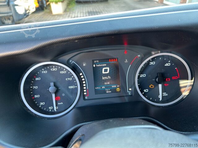 Furgoneta pick-up IVECO Daily 35-140 Pritsche mit Doppelkabine 4x2