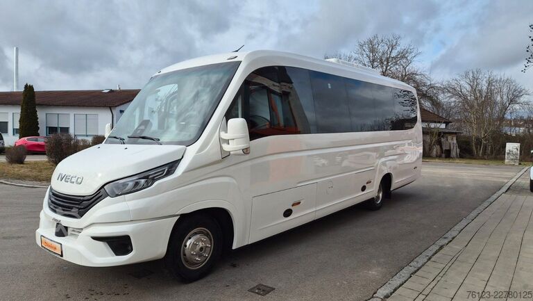 Minibus IVECO 2x Daily 70 Lagerfahrzeug Ferqui Sunrise 2,5 m B