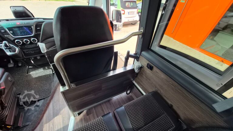Minibus IVECO 2x Daily 70 Lagerfahrzeug Ferqui Sunrise 2,5 m B