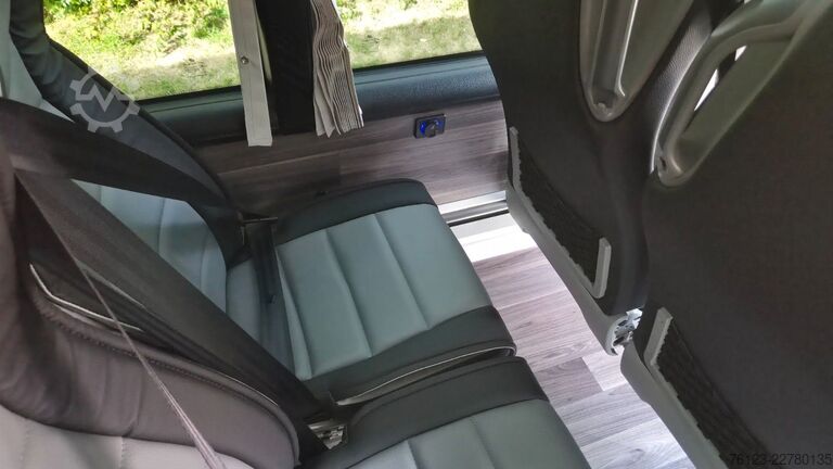Minibus MERCEDES-BENZ 519 Sunset S 4 Ferqui Lagerfahrzeug Stock