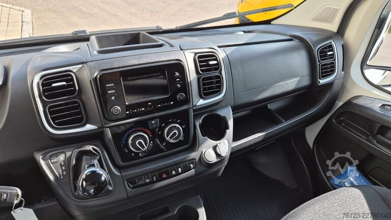 Minibus FIAT Fiat Ducato 9 Sitzer Systemboden Rolli Stock