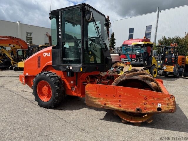 Verdichter met enkele trommel Caterpillar CP44