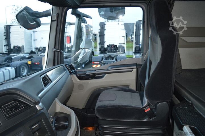 Standardowy ciągnik siodłowy MAN MAN_TGX_18.480