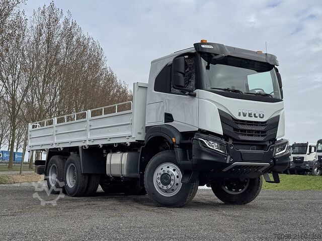 Laadplatform Iveco T-Way AT380T47WH AT Flatbed Truck (10 units)