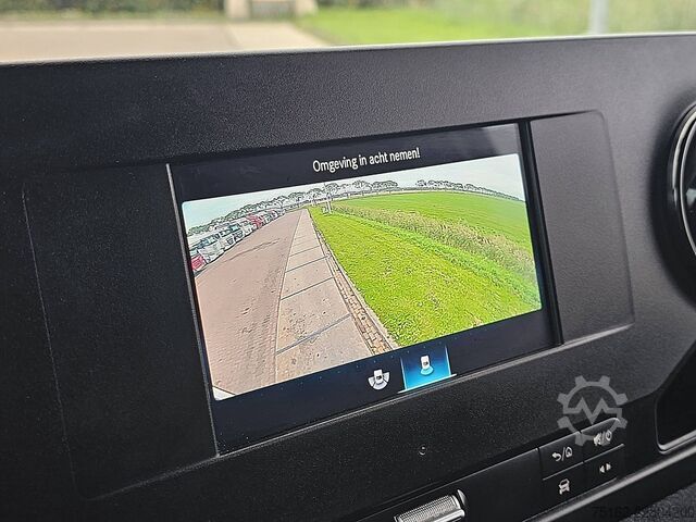 Valise MERCEDES-BENZ SPRINTER 317 Bakwagen Laadklep!