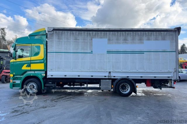 Plattewagen met zeil SCANIA R490 4x2