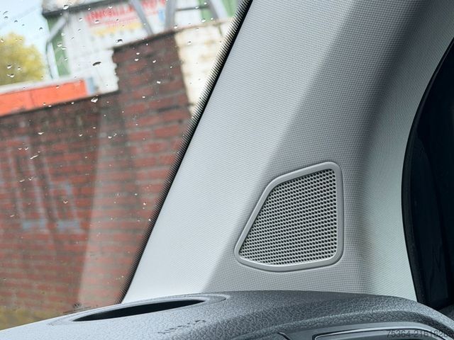 Minibus VOLKSWAGEN T6 Kombi 2.0 Tdi Lang L2 Klima 9Sitze Schiebetür