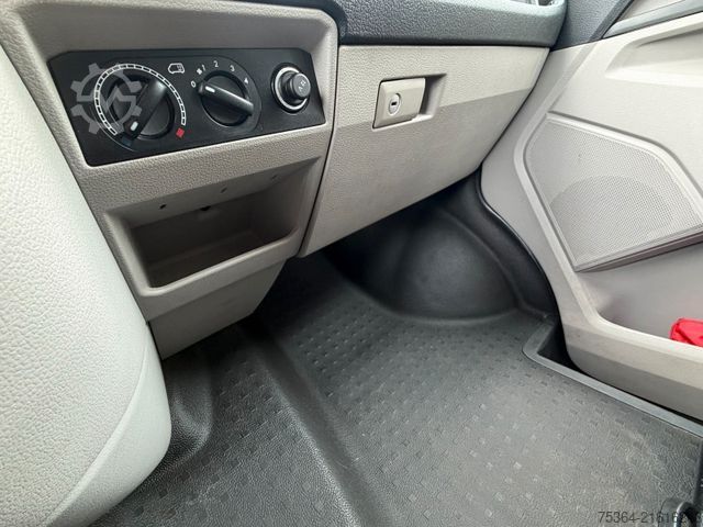 Minibus VOLKSWAGEN T6 Kombi 2.0 Tdi Lang L2 Klima 9Sitze Schiebetür