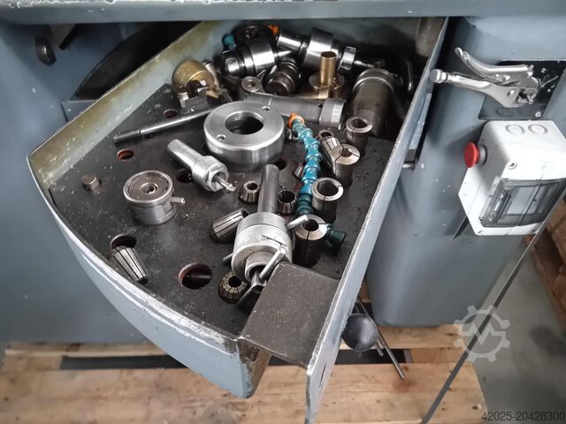 Přesný soustruh SCHAUBLIN 