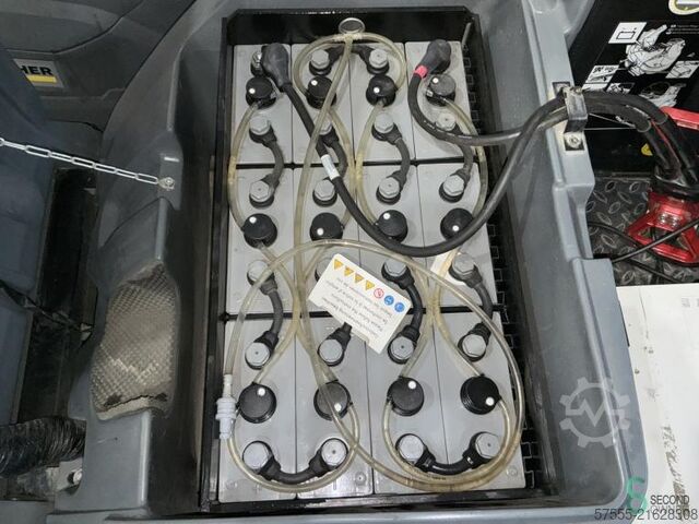 Kehrsaugmaschine Karcher B140R