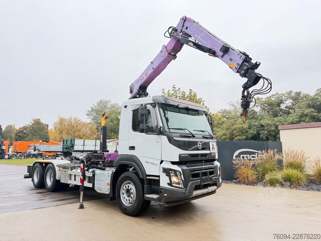 Autolaadkraan VOLVO FMX 460 6x4 liftachse Abrollkipper KRAN 13m FUNK
