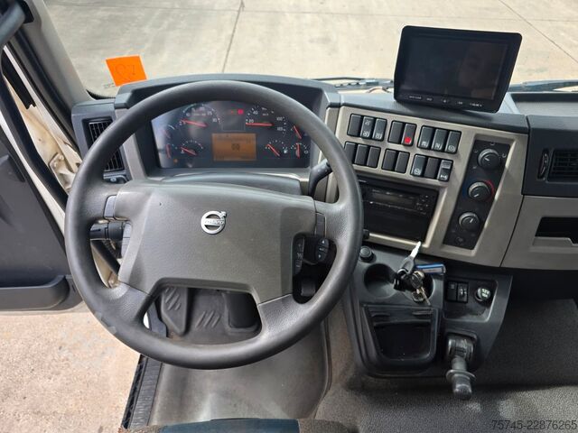Camion caisson VOLVO FL 280*FALTWANDKOFFER*TEMP*1.5T LBW* SCHLAFKAB