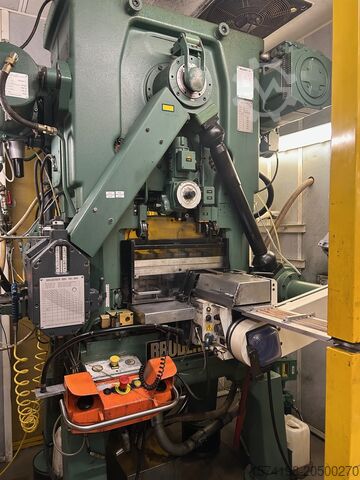 Poinçonneuse automatique BRUDERER BSTA 25H