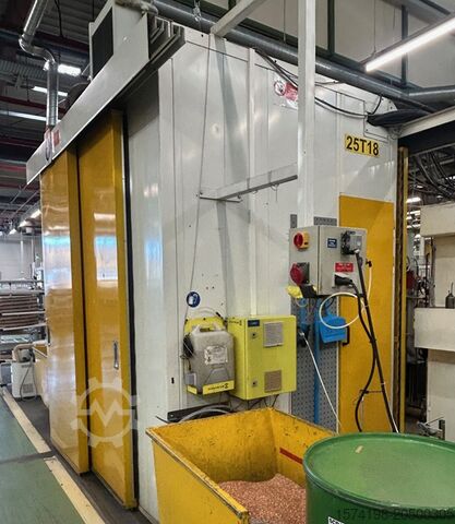 Poinçonneuse automatique BRUDERER BSTA 200