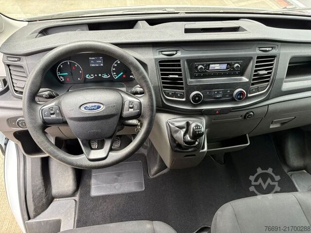 Ponyvával szerelt furgon Ford Transit 350 - Telo e Tenda Elettrica