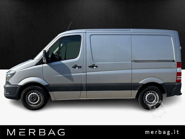 Samochód do zadań specjalnych Mercedes-Benz Sprinter