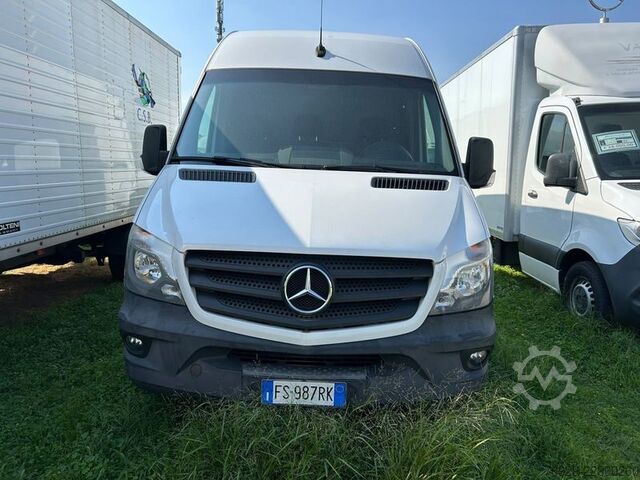 Samochód do zadań specjalnych Mercedes-Benz Sprinter