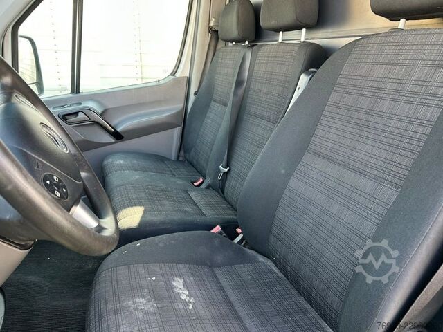 Samochód do zadań specjalnych Mercedes-Benz Sprinter