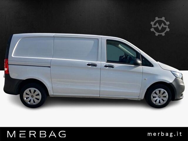 Samochód do zadań specjalnych Mercedes-Benz Vito