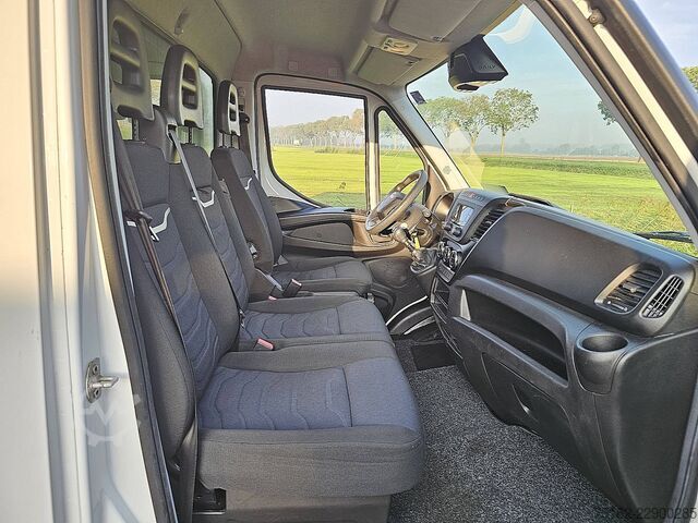 Valise IVECO DAILY 35 S 14 Bakwagen | Laadklep | Zijdeur | S...
