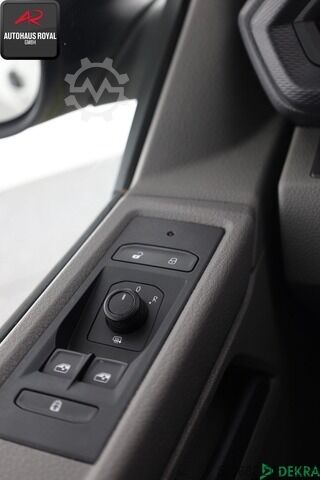 Kleinbus Volkswagen T6 Transporter T6.1 2.0 TDI 9 SITZE KLIMA,DAB,SH