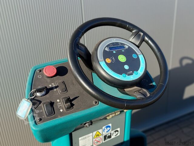 Fregadora Tennant T16