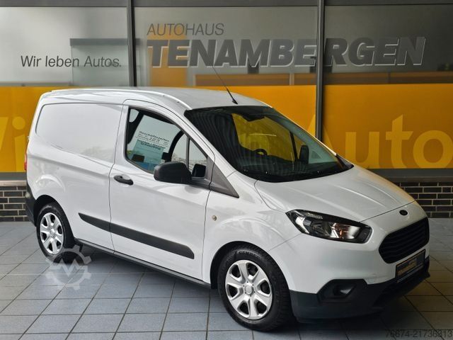 Dobozos furgon FORD Transit Courier AHK PDC Klima Bluetooth Navi