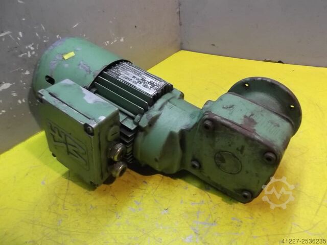 Tandwielmotor 0,15 kW 10 tpm SEW-EURODRIVE SF30DT71D-88A/TF