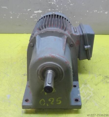 Tandwielmotor 0,18 kW 17 tpm Bauer DK880H/200