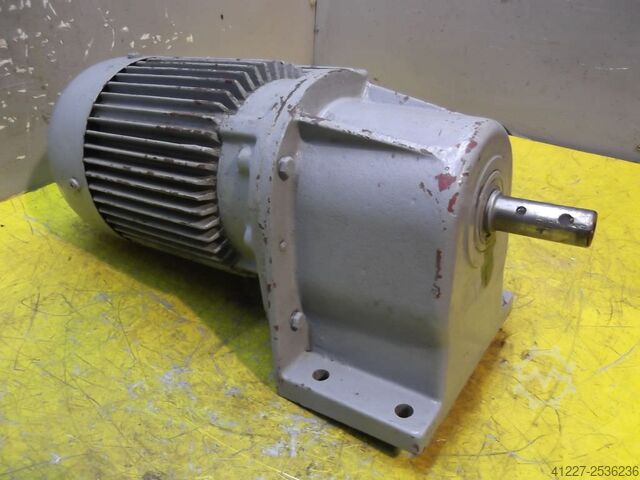 Getriebemotor 0,18 kW 17 U/min Bauer DK880H/200