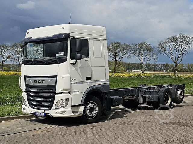 Șasiu cu cabină DAF XF 480 6x2*4