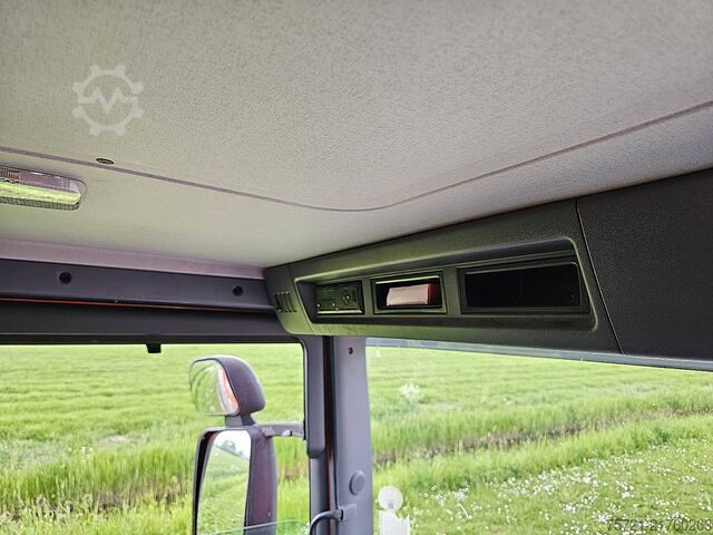 Remorque à plate-forme SCANIA P410 HIAB 258EP5