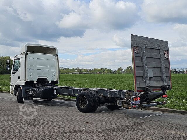 Chasis con cabina DAF LF 250 16T