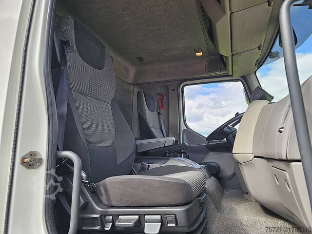 Chasis con cabina DAF LF 250 16T