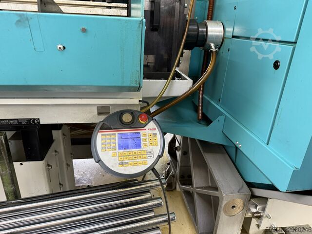 CNC eszterga- és maróközpont INDEX C200