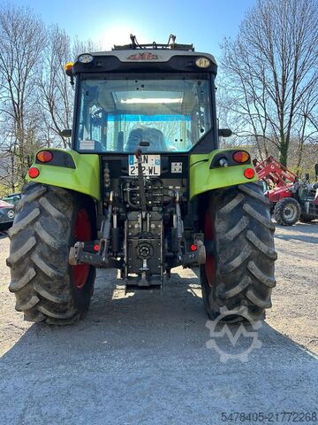 Traktor Claas Axos 310