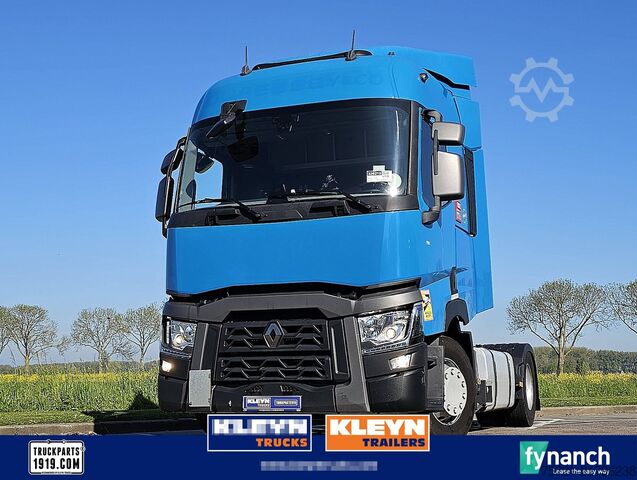 Standard-SZM RENAULT T 520