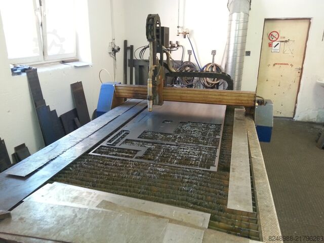 Mașină de tăiere cu flacără MGM, SPOL. S.R.O. TÁBOR Arrow 1500-3