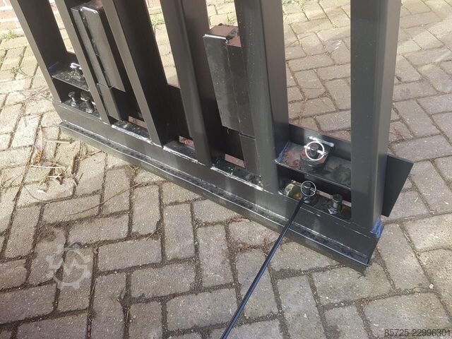 Hvataljka za kamenje HSK 1000  stenenklem HSK 1000