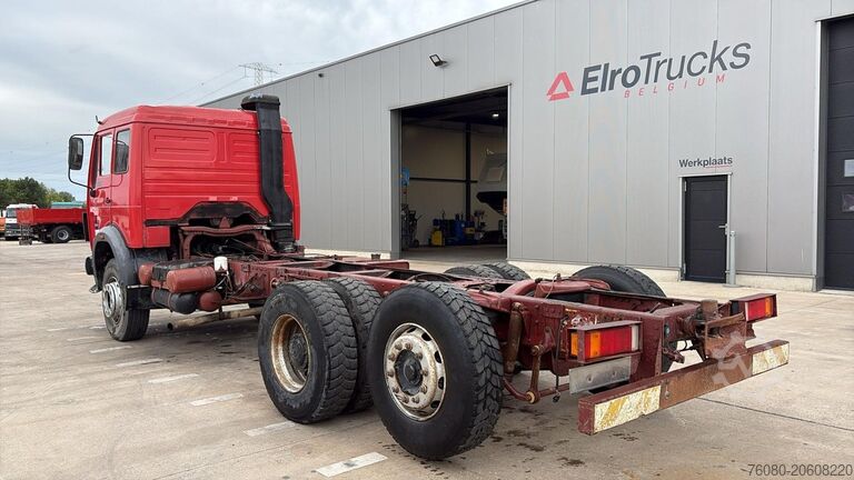 Mercedes-Benz SK 2233 (GRAND PONT / V8 AVEC 2X TURBO / BIG AXLE)