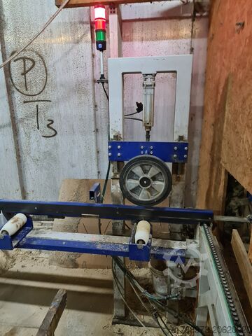 Fierăstrău cu optimizare și stivuitor Weinig WEINIG 