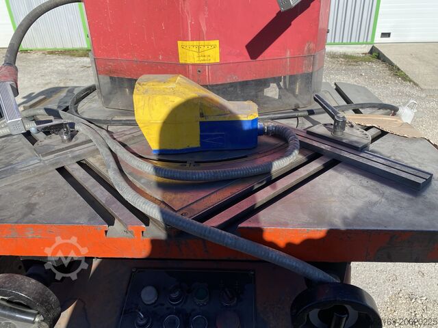 Nyesőgép amada promecam versa 204