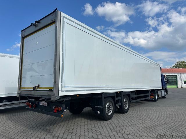 Standaard trekker VOLVO FM 380 / Schmitz / 3 Kammer / Carrier ICELAND