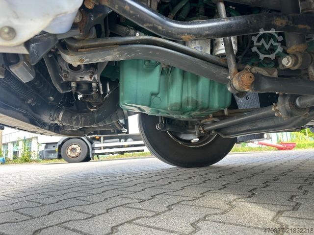 Standaard trekker VOLVO FM 380 / Schmitz / 3 Kammer / Carrier ICELAND